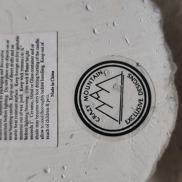 CRAZY MOUNTAINS  EXCLUSIVE DESIGNS IGLOO CANDLE HOLDER. - Picture 6 of 7